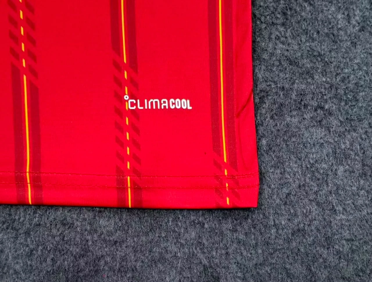 Spain 2 stars 2026 World Cup soccer jersey - photo 2