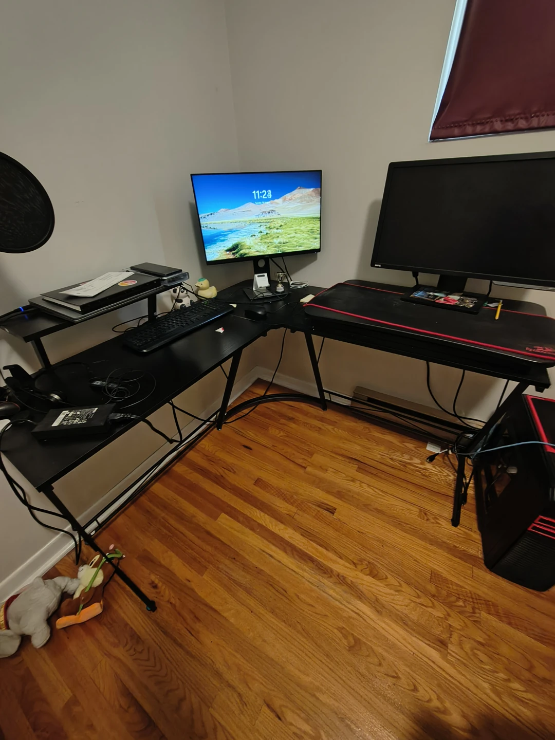 Black L-Shaped Computer Desk - photo 2