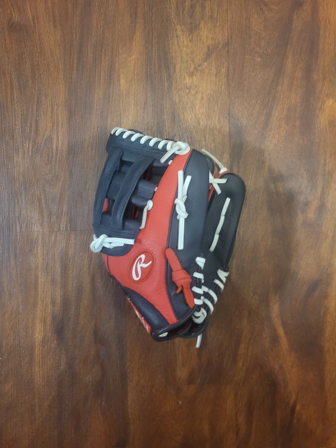 Rawlings Baseball Glove