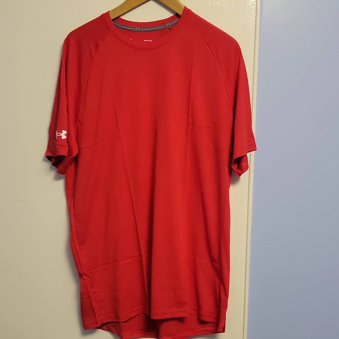 Under Armour Red T-Shirt
