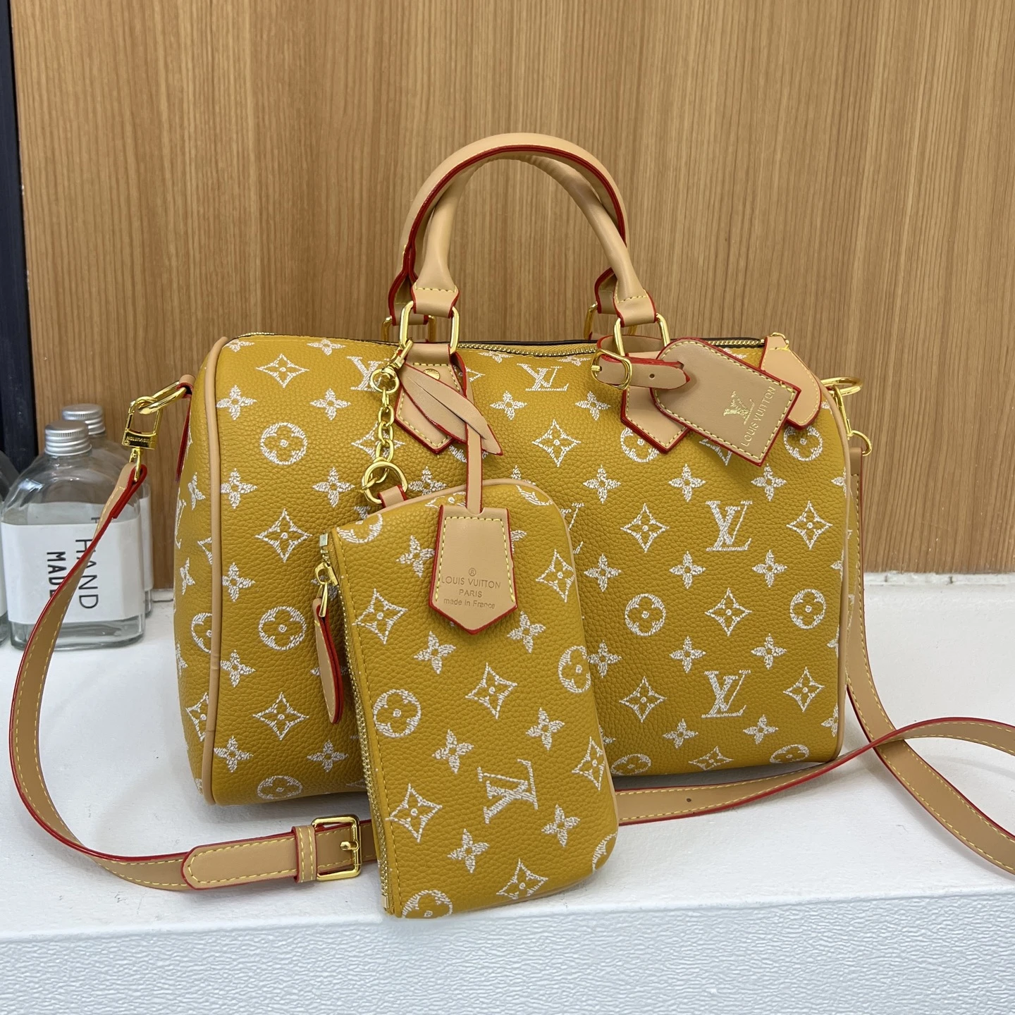 Louis Vuitton Speedy Bag with Pouch - photo 2
