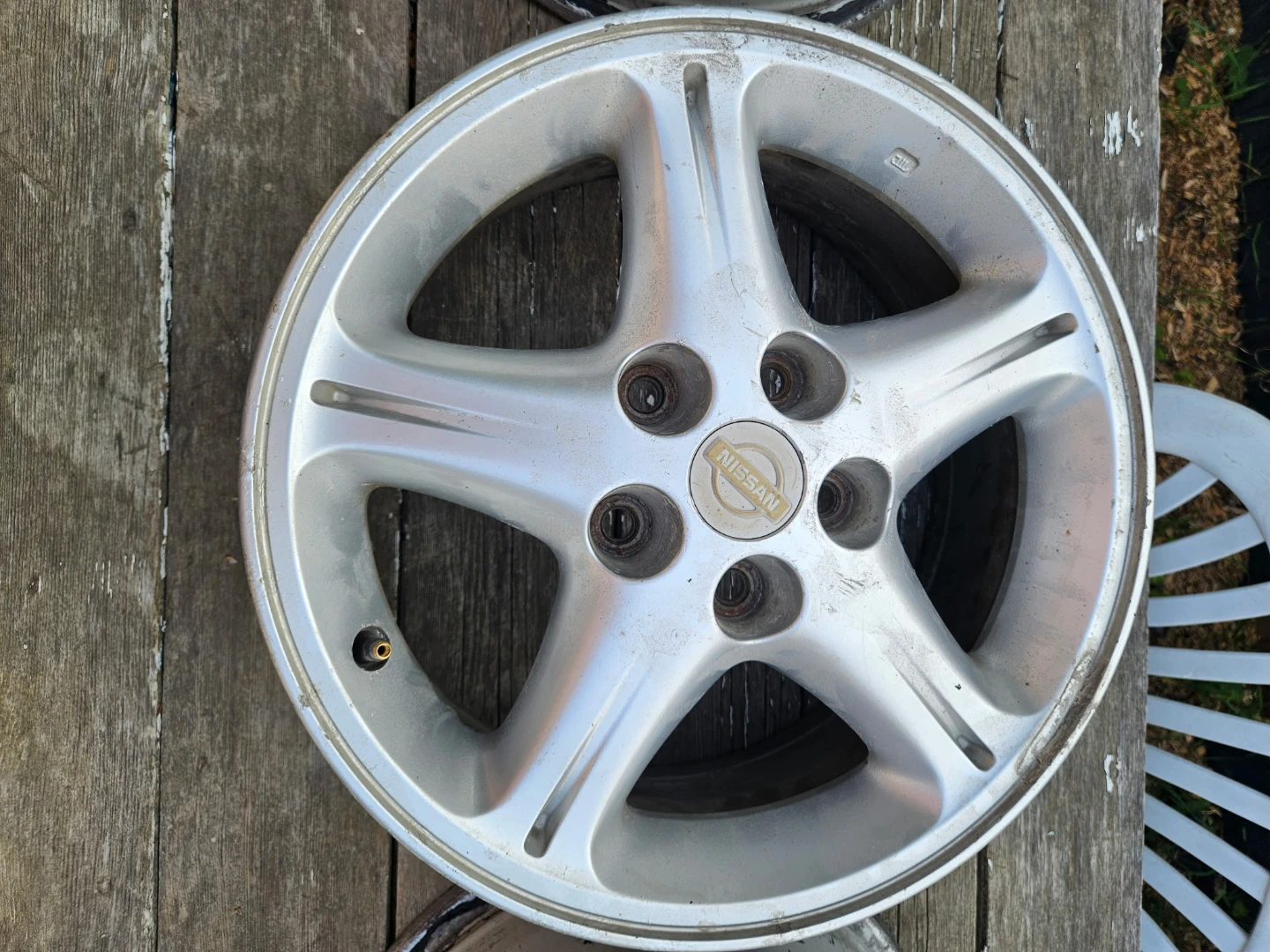 Set of 4 16" Aluminum Rims - photo 3