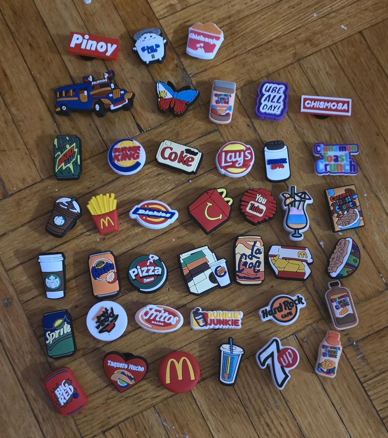 BRAND NEW  Food & Drink Brand Shoe Charms - photo 3