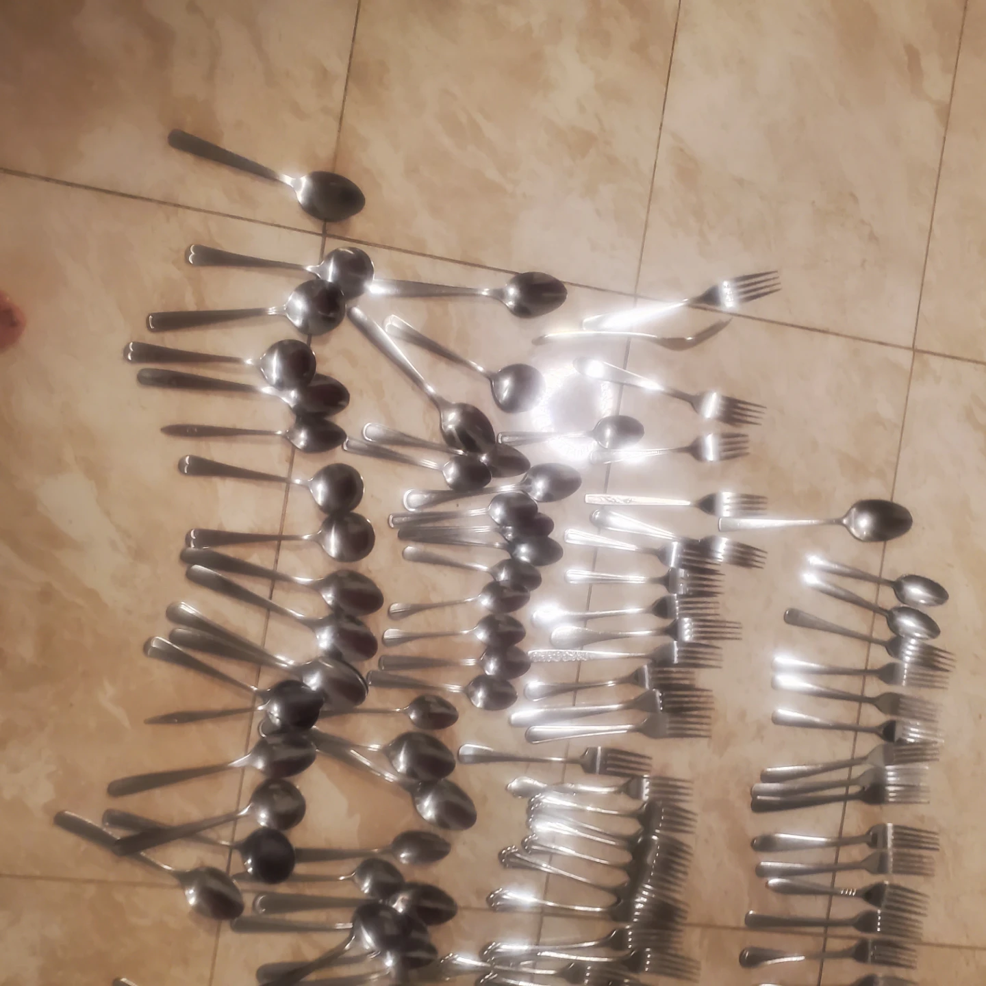 Mixed Cutlery Set - Spoons, Forks & 150+ ponies Knives - photo 3