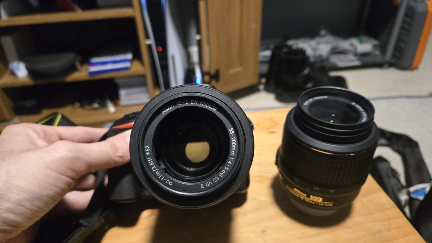 Nikon D3500 DSLR Camera with 18-55mm VR Lens - photo 2