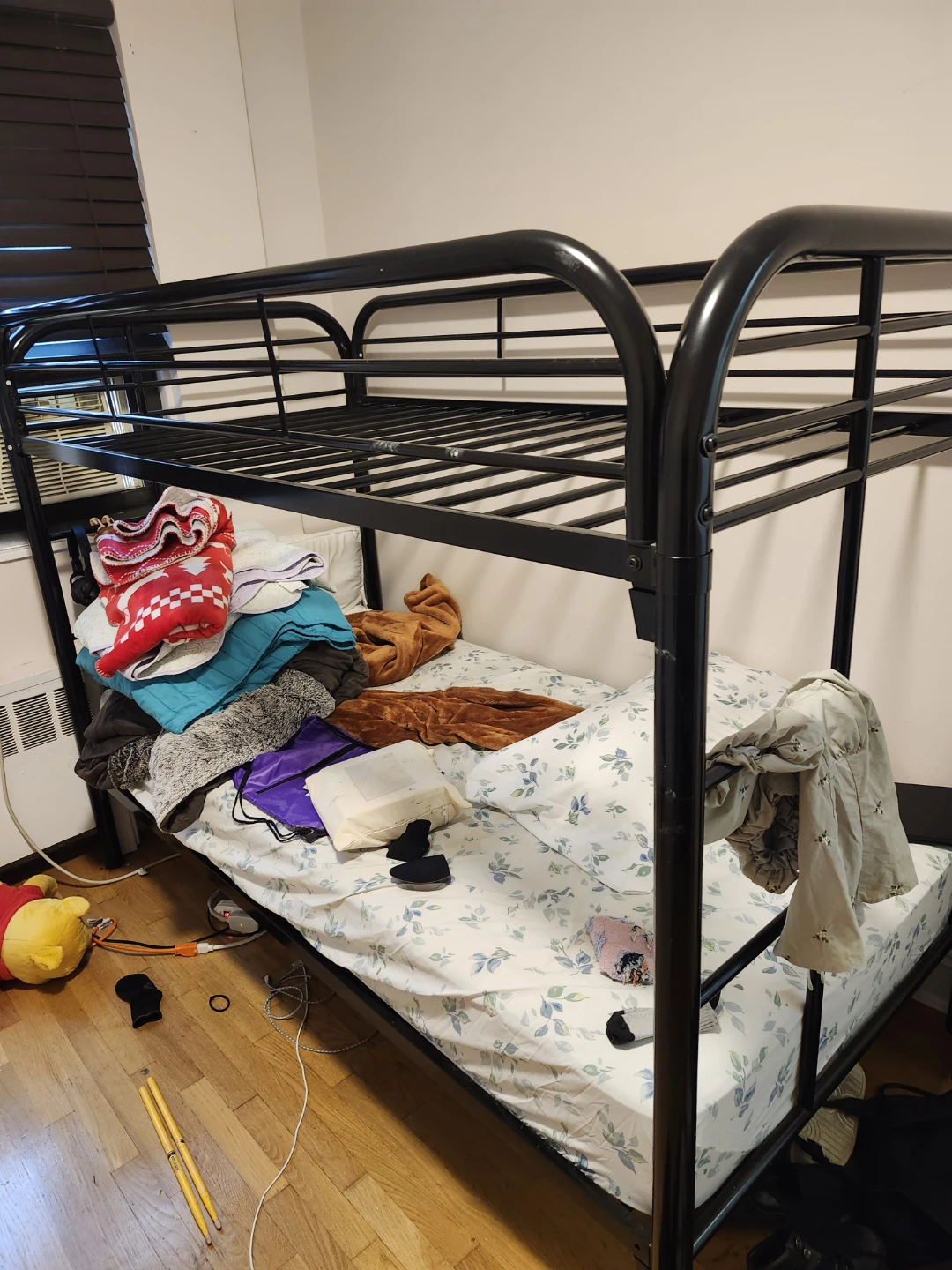 Black Metal Twin Bunk Bed Frame