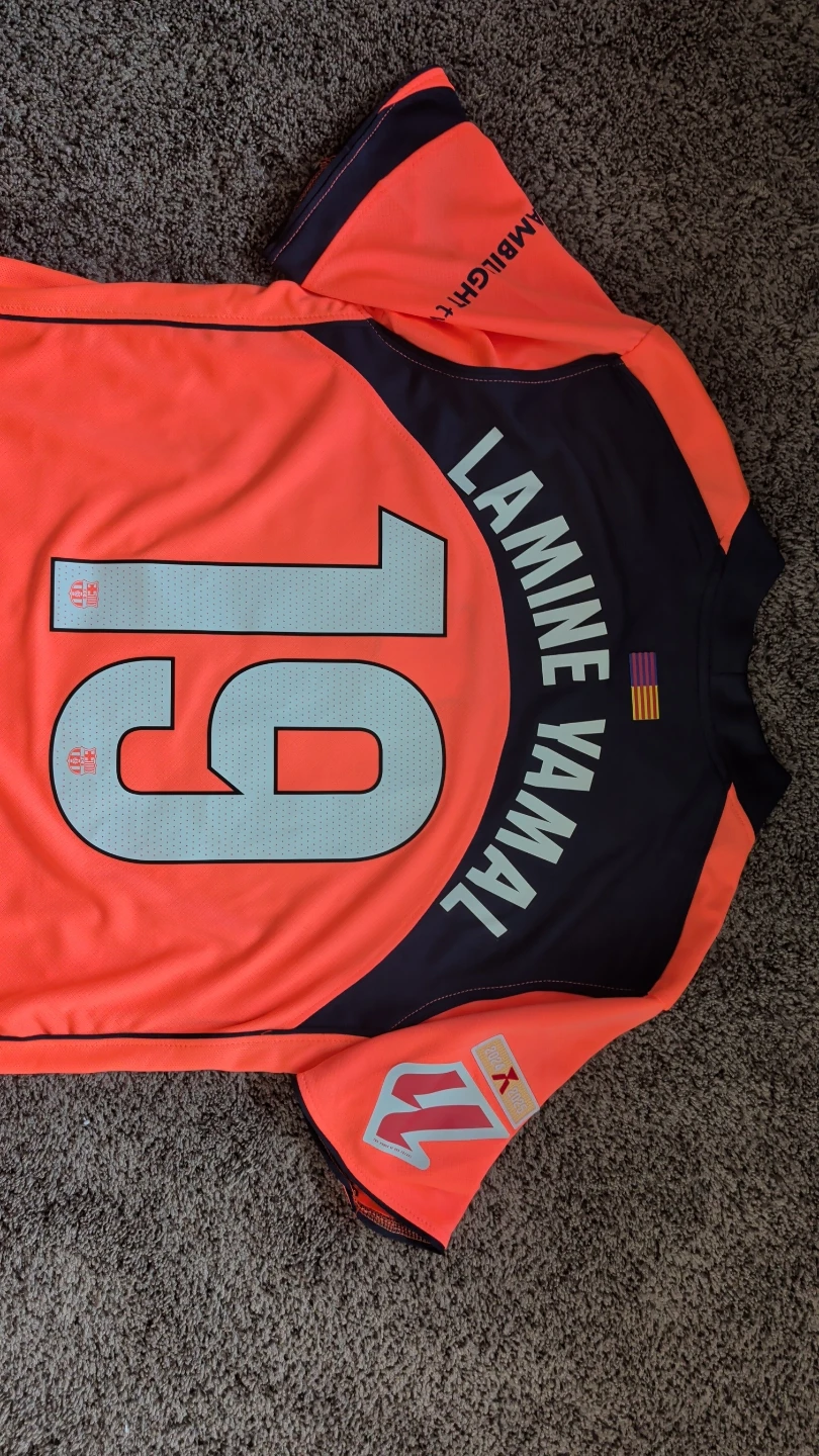 Lamine Yamal #19 Jersey - photo 2