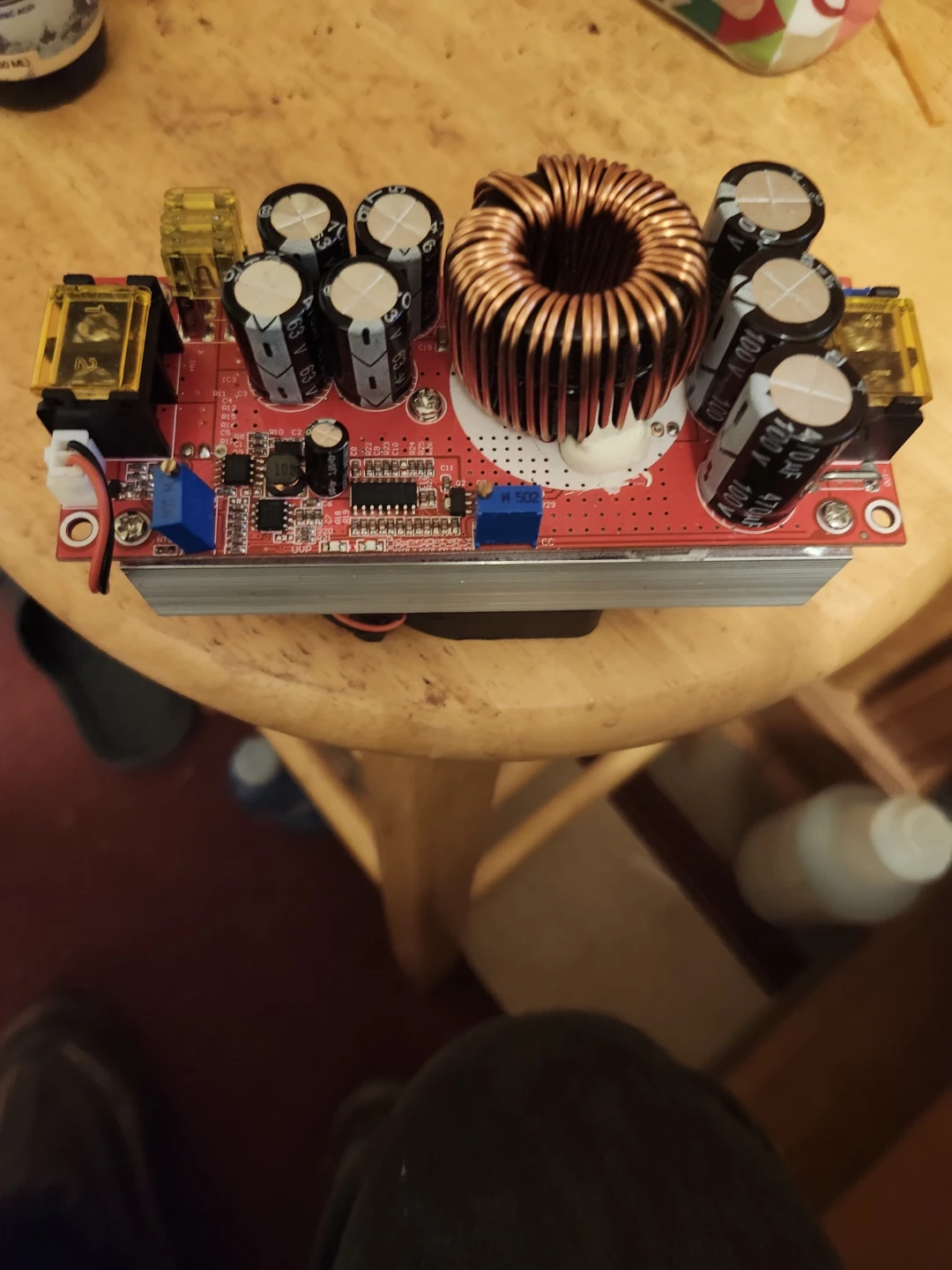 DC-DC Step Down Mod⁹9ule with Fan