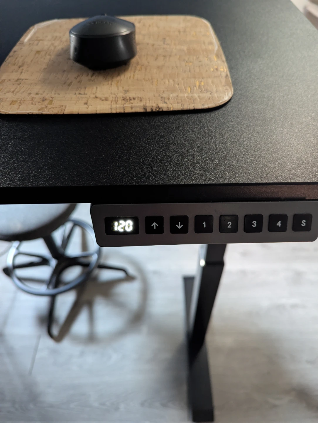 Adjustable Standing Desk (Anthrodesk) - photo 3