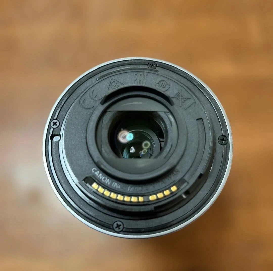 Canon EF-M 18-150mm f/3.5-6.3 IS STM Lens Graphite - photo 4