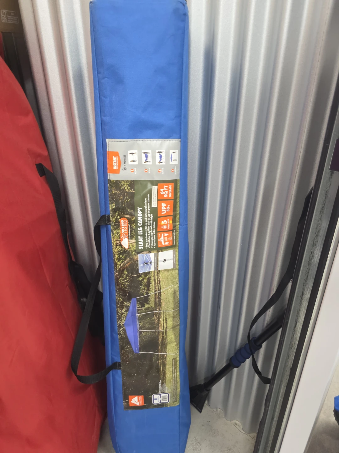 Blue camping tent (10x10 ft) - photo 4