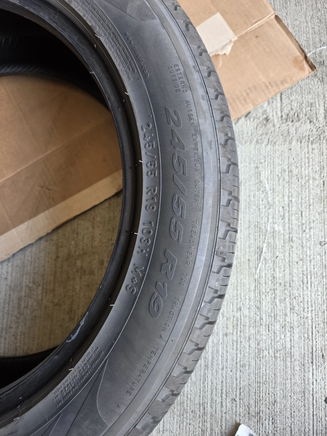 Pirelli Scorpion " Verde All Season Plus" 245/55R19 Tire - photo 3