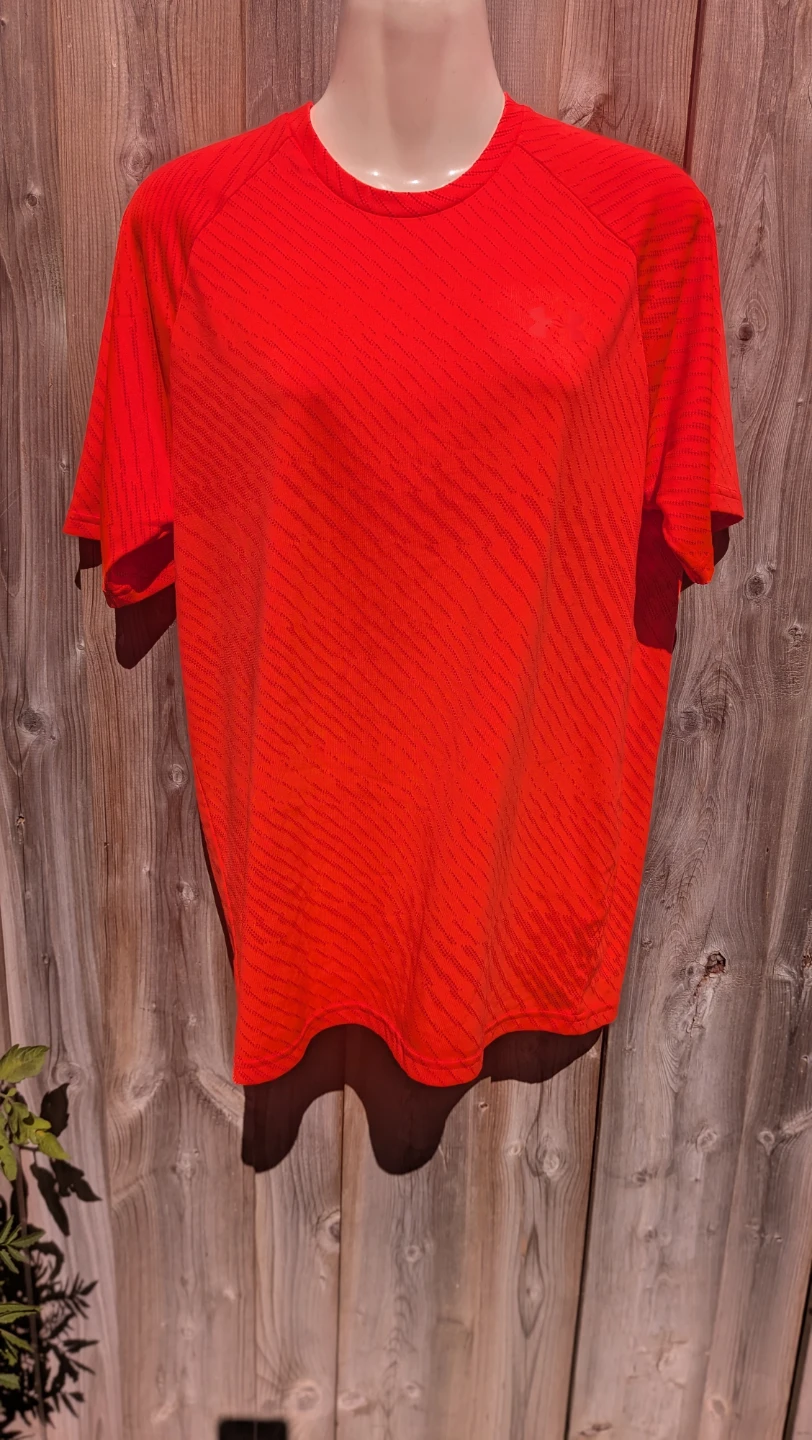 Men's Underarmour reddish orange shirt MEDIUM