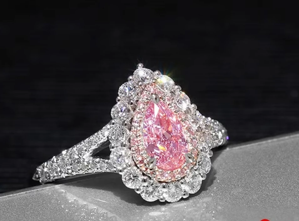 Moissanite Damond Ring with Pink Center Stone