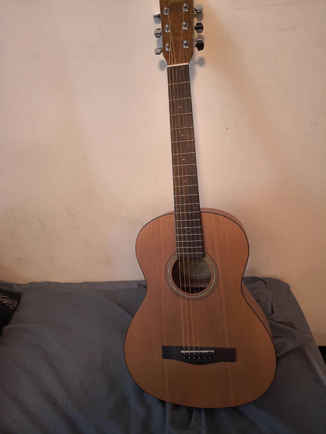 Acoustic MA-1 Guitar( Fender)