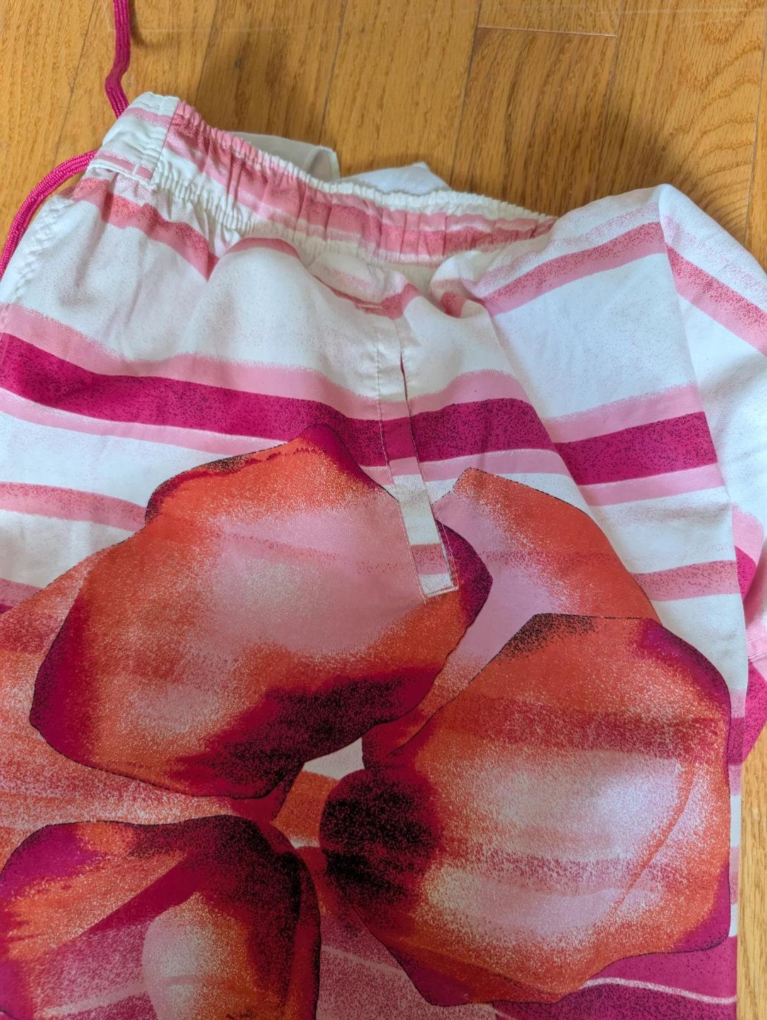 Volcom Swim Trunks -  Size Large - photo 3