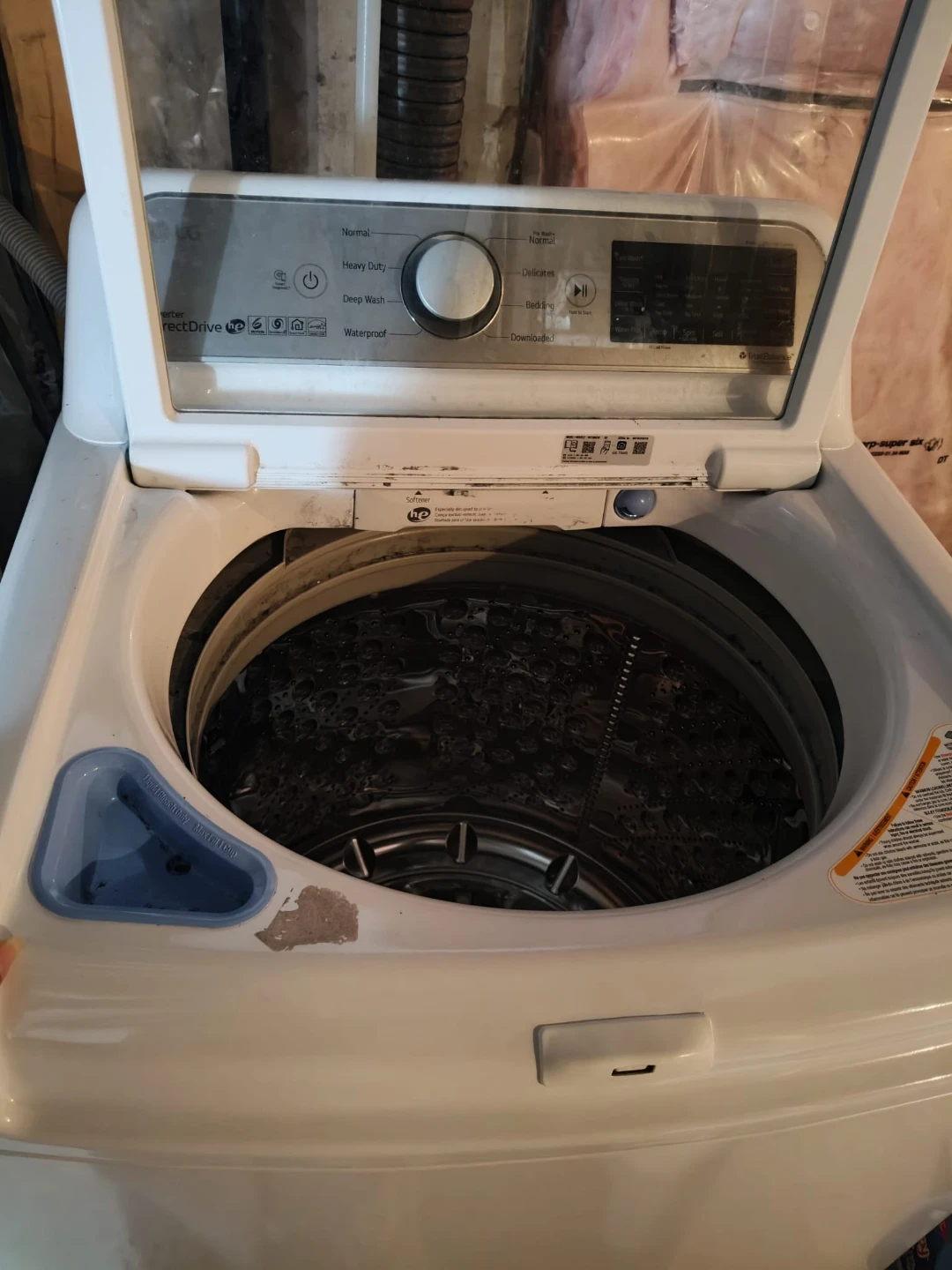 LG WT7300CW Washing Machine - photo 4