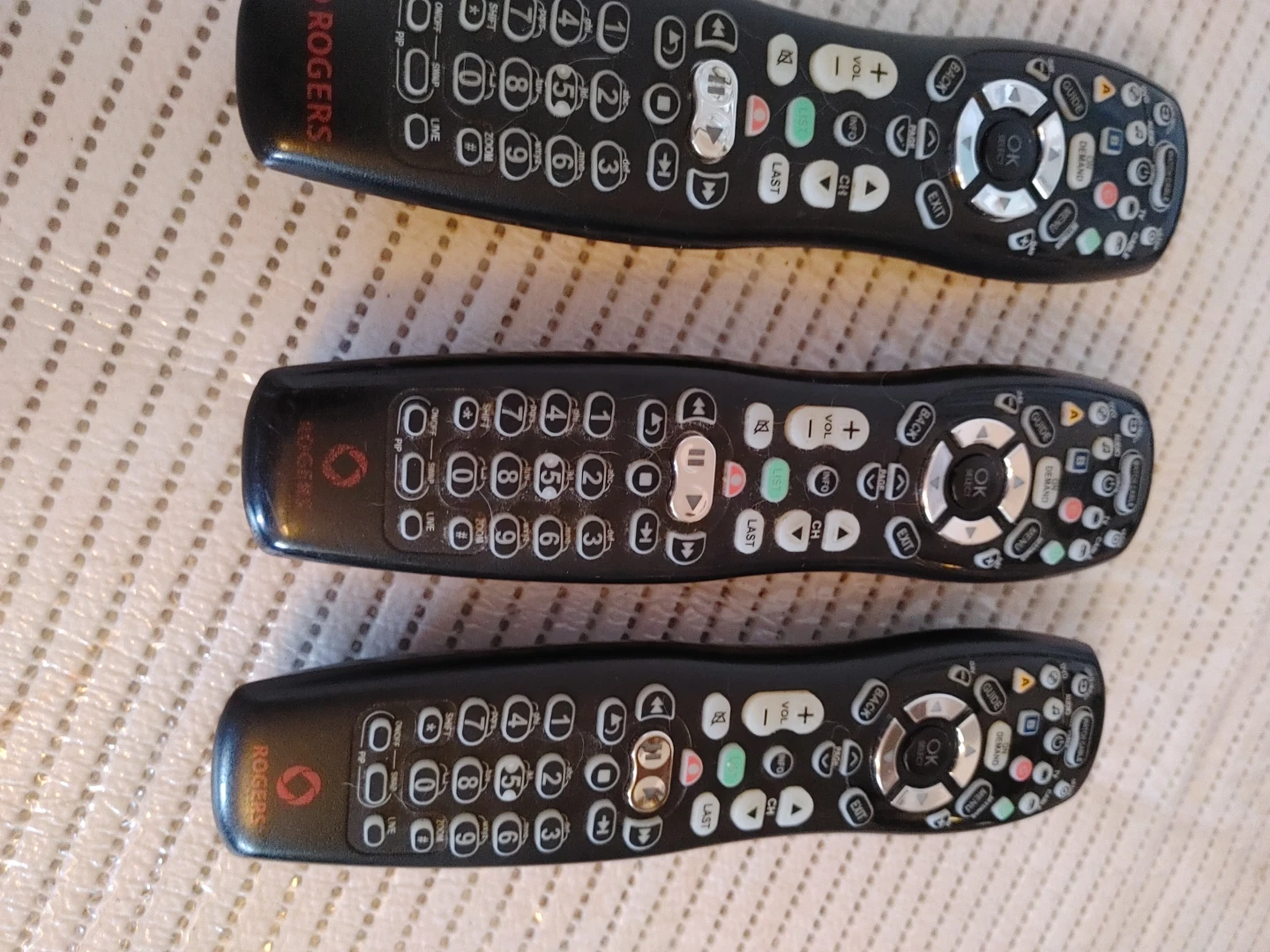 3 Rogers Universal Remotes