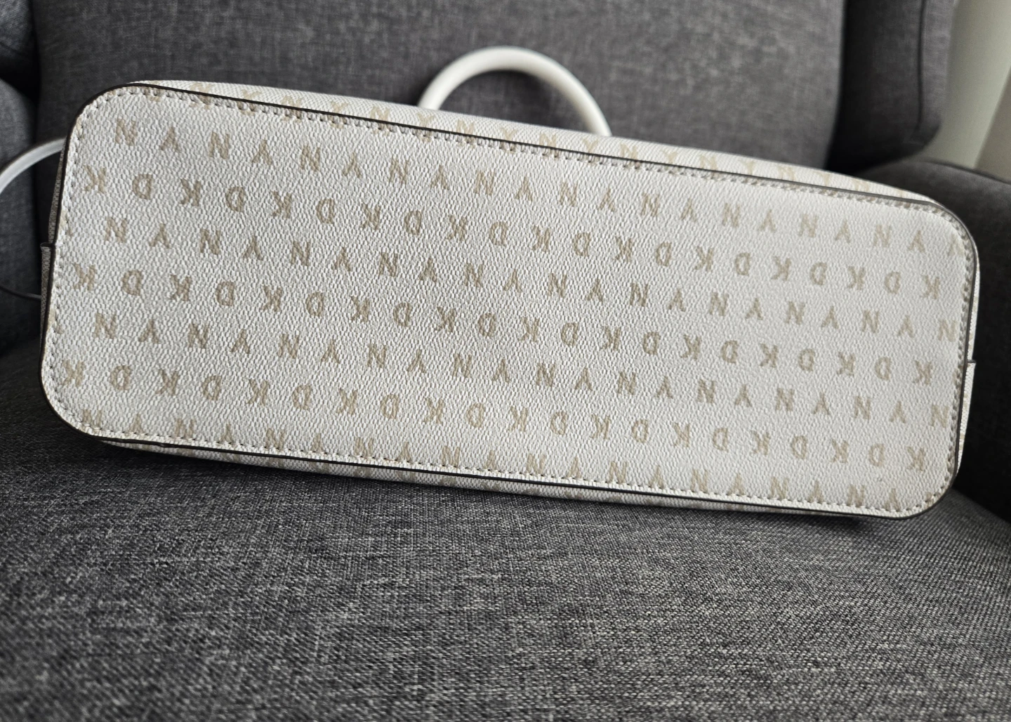 DKNY White & Tan Monogram Satchel Handbag - photo 3