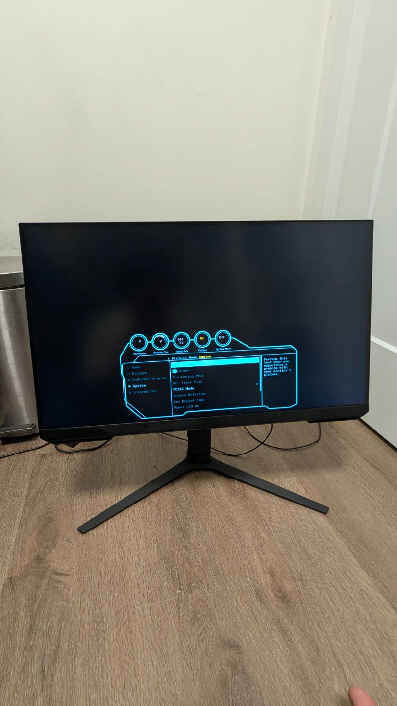 24" Samsung Odyssey G3 Gaming monitor - photo 2