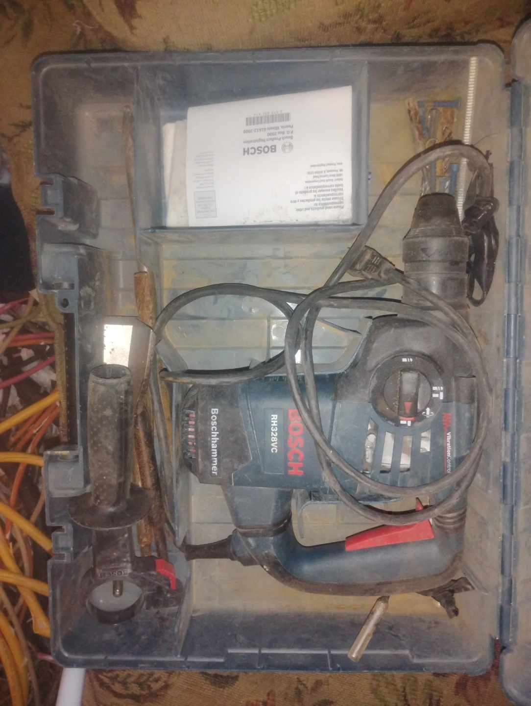 Bosch Hammer Drill RH328VC with Case and 5 attachments