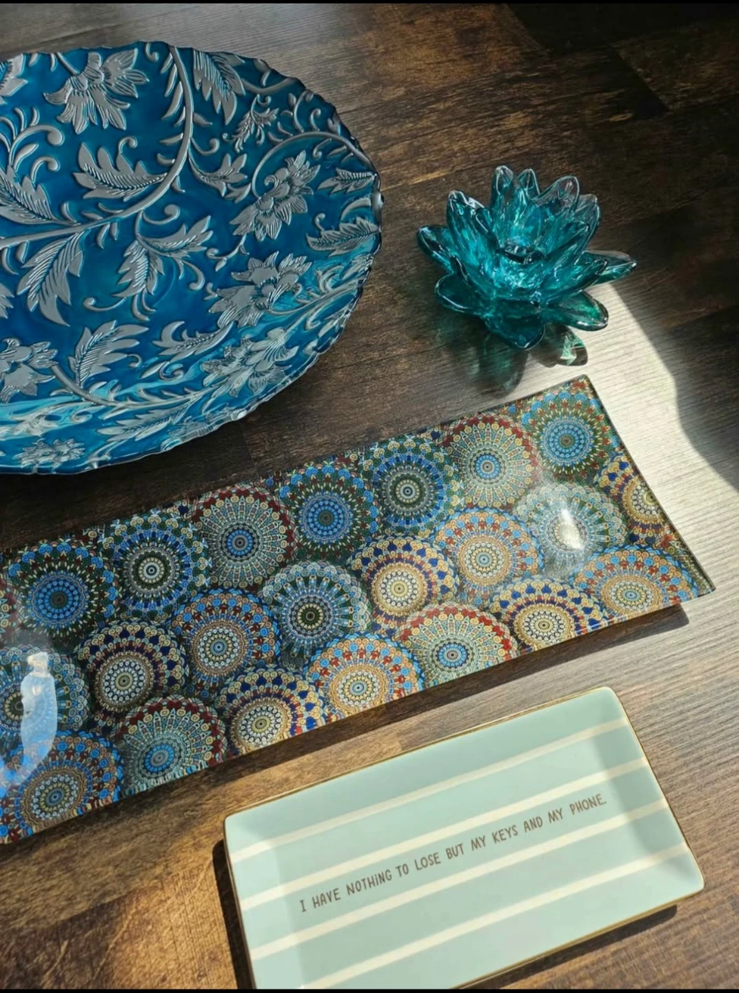 MOVING SALE - Decorative Glass and Ceramic Trays and Bowls - photo 2