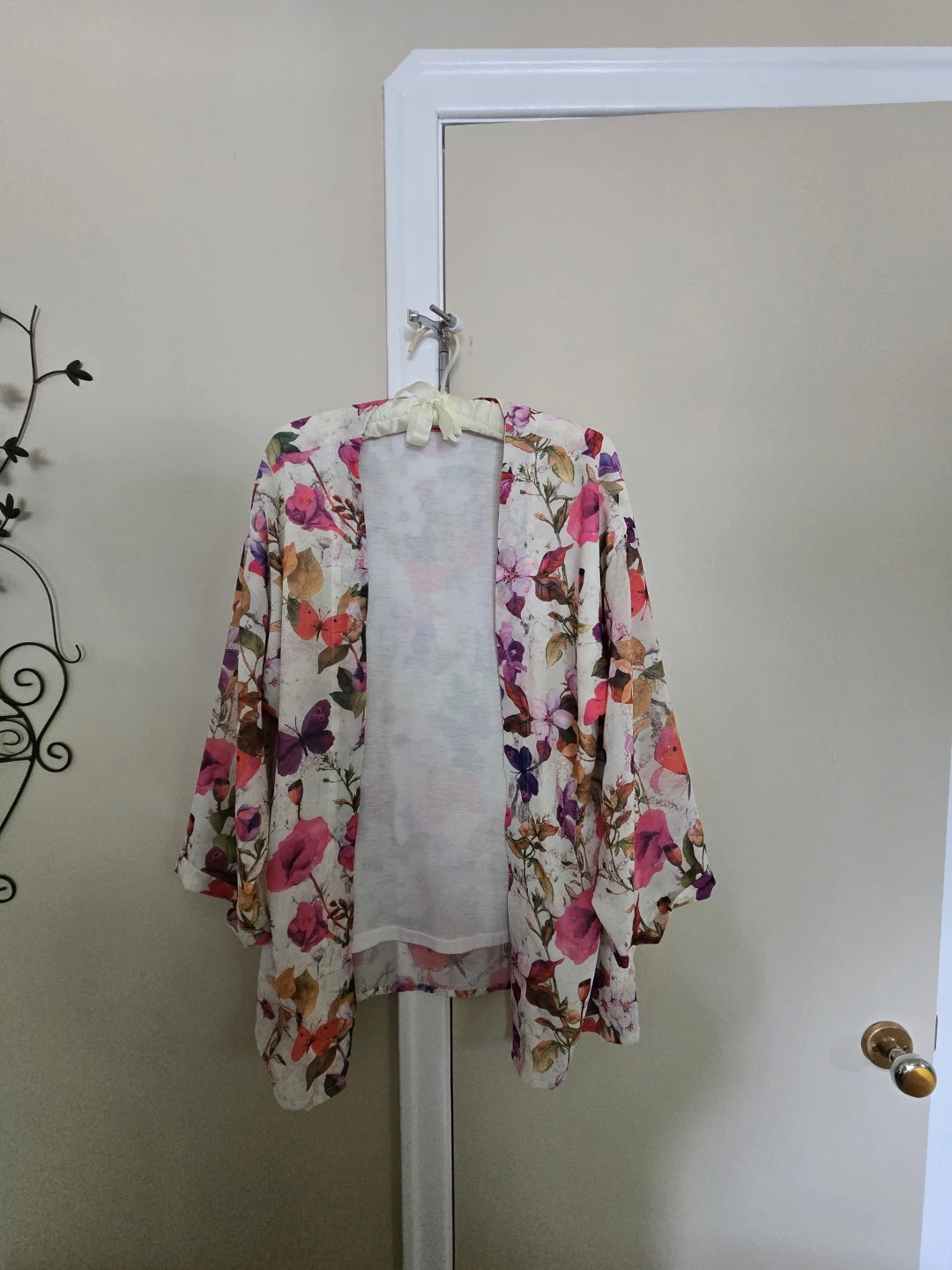La Lemon Floral Kimono Top