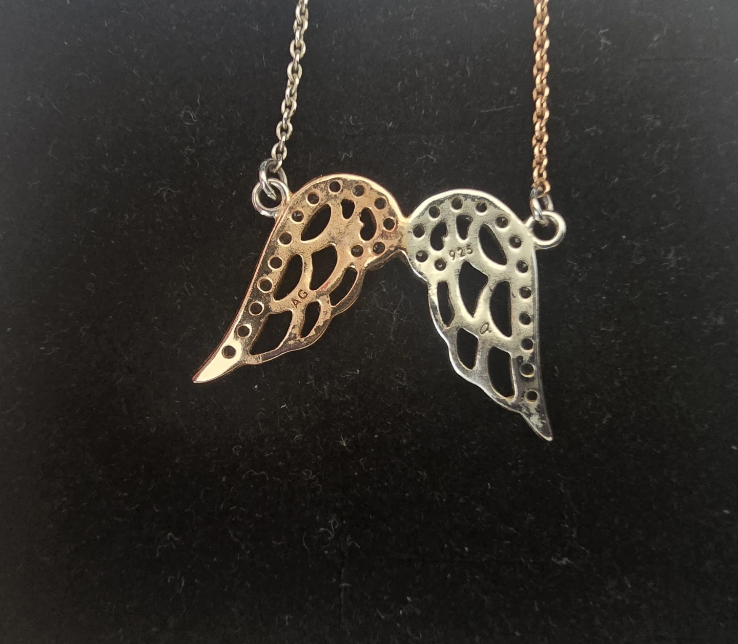 Amor Angel Wing Necklace - photo 3