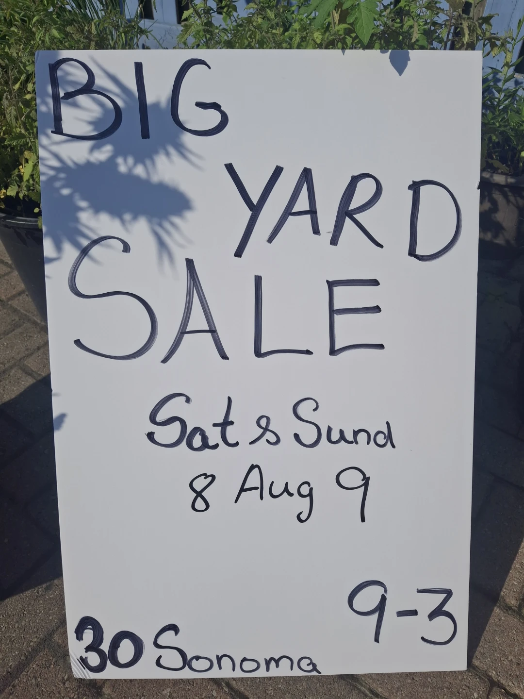 4 Families Garage Sale - Woodbridge - photo 2