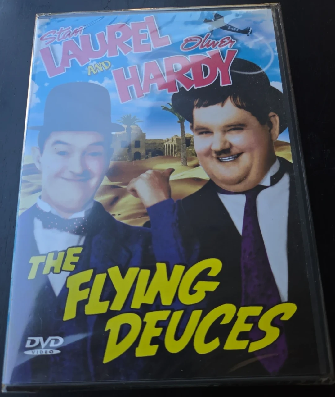 Stan Laurel & Oliver Hardy The Flying Deuces DVD - photo 5