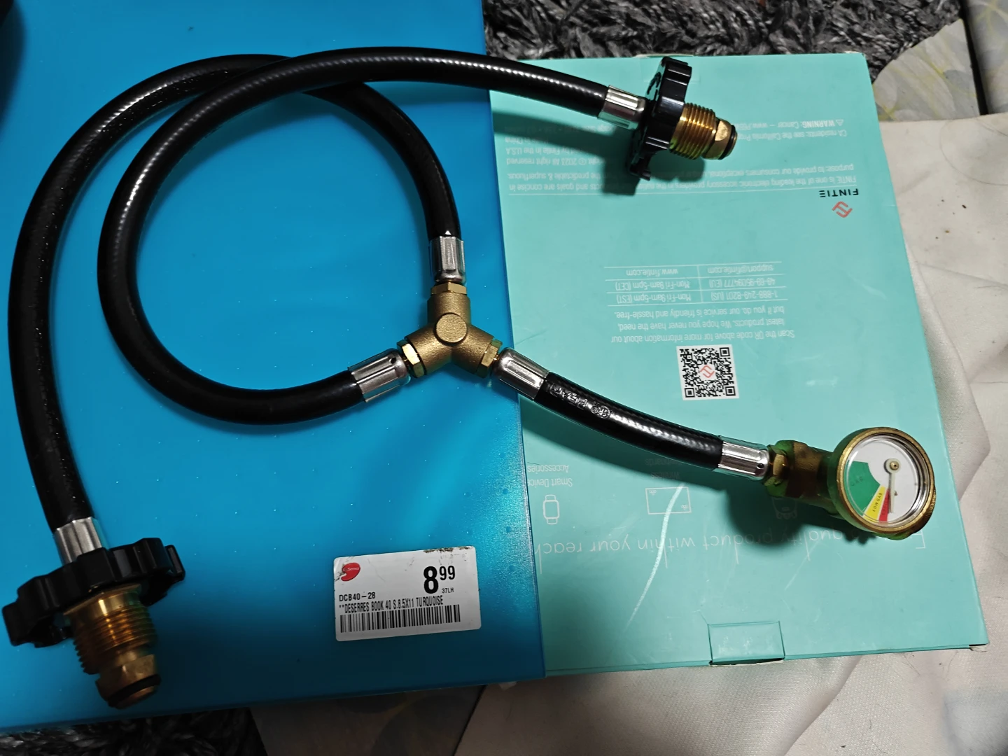 Universal Two-Way Propane Y-Splitter with Gauge - photo 2