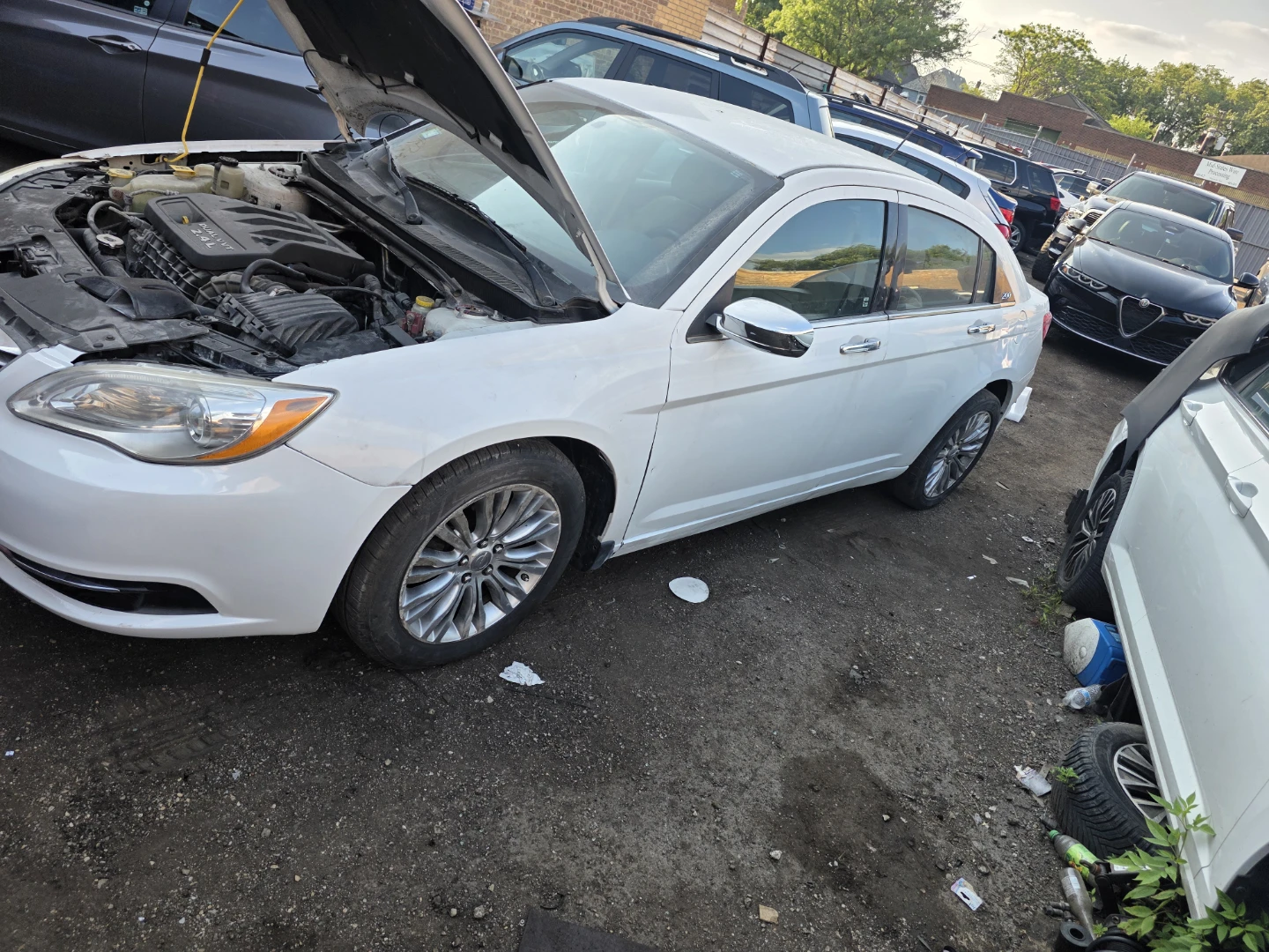 2011 Chrysler 200 2.4L Engine