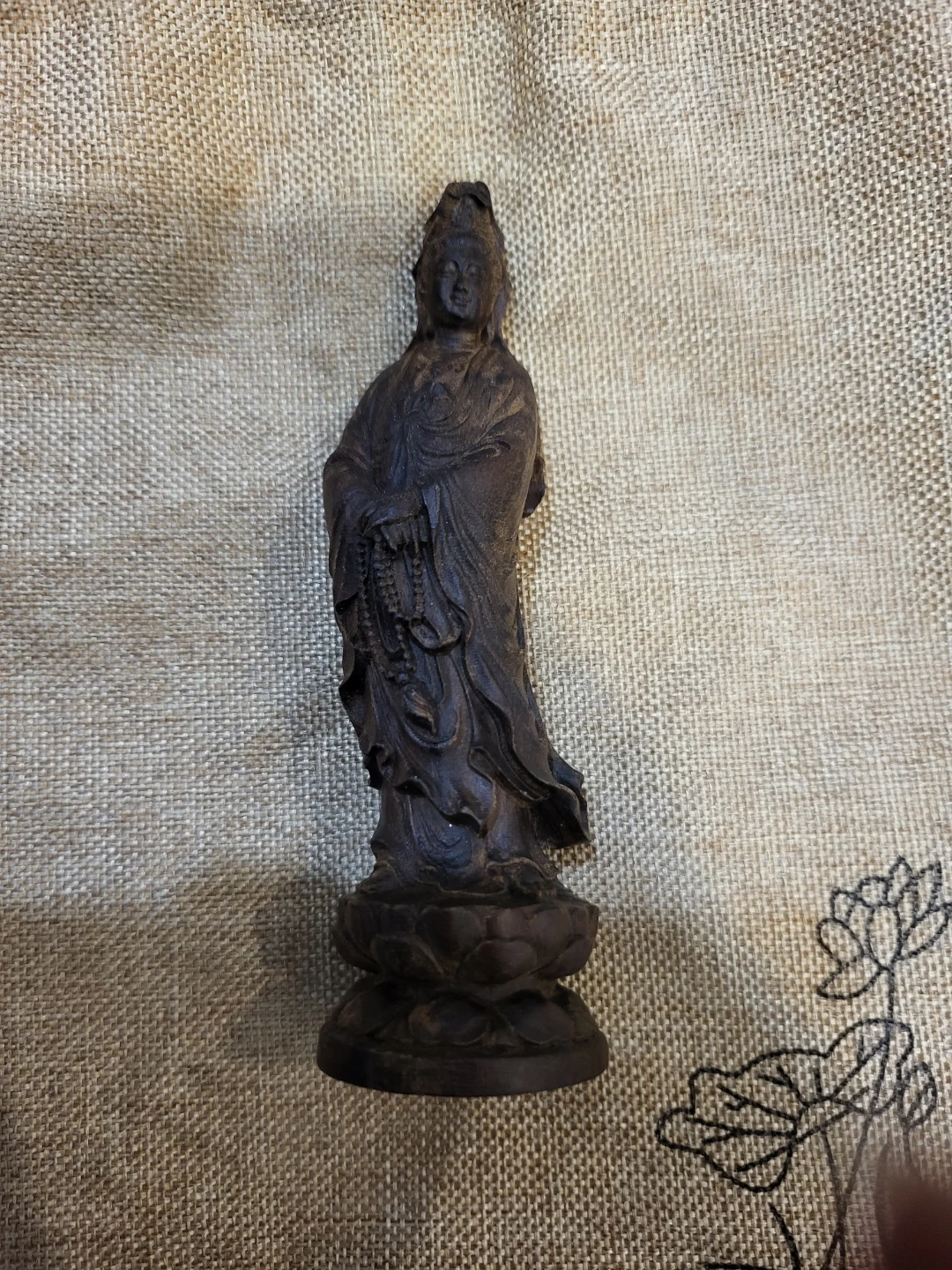 Handmade 12cm Indonesian agarwood carving