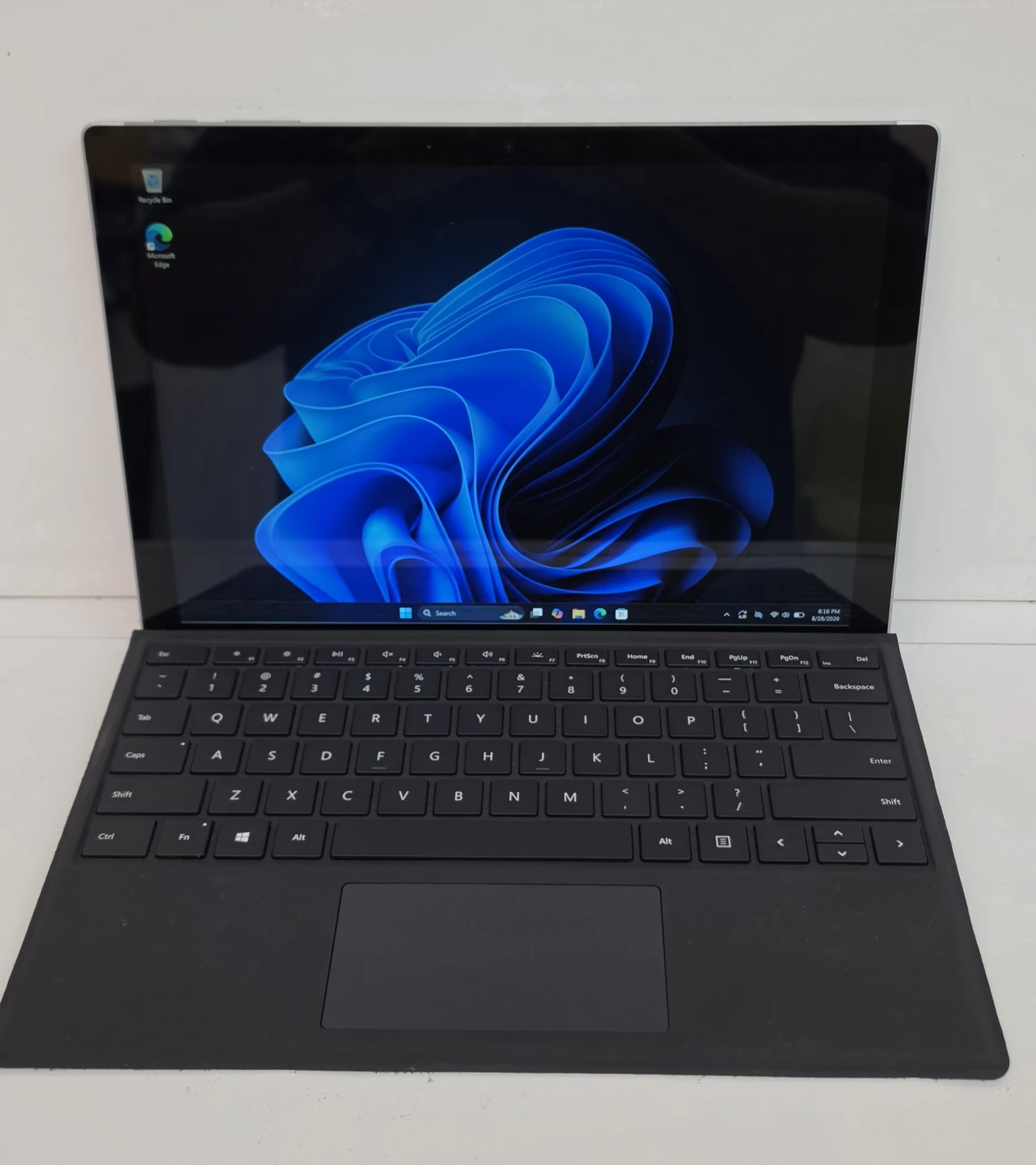 Microsoft Surface Pro 7  12.3"