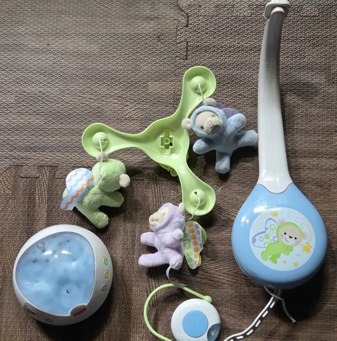 Fisher-Price Baby Mobile with Projector