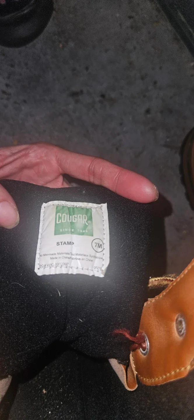 Cougar Stamp Work Boots - Size 7M - photo 2