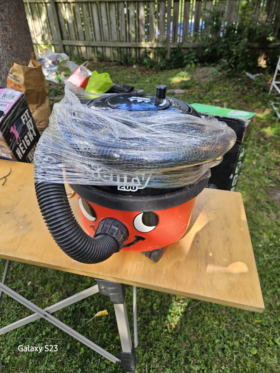Numatic Henry 200 Vacuum Cleaner