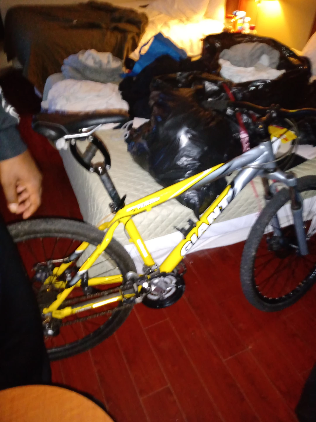 Yukon Giant bicycle
