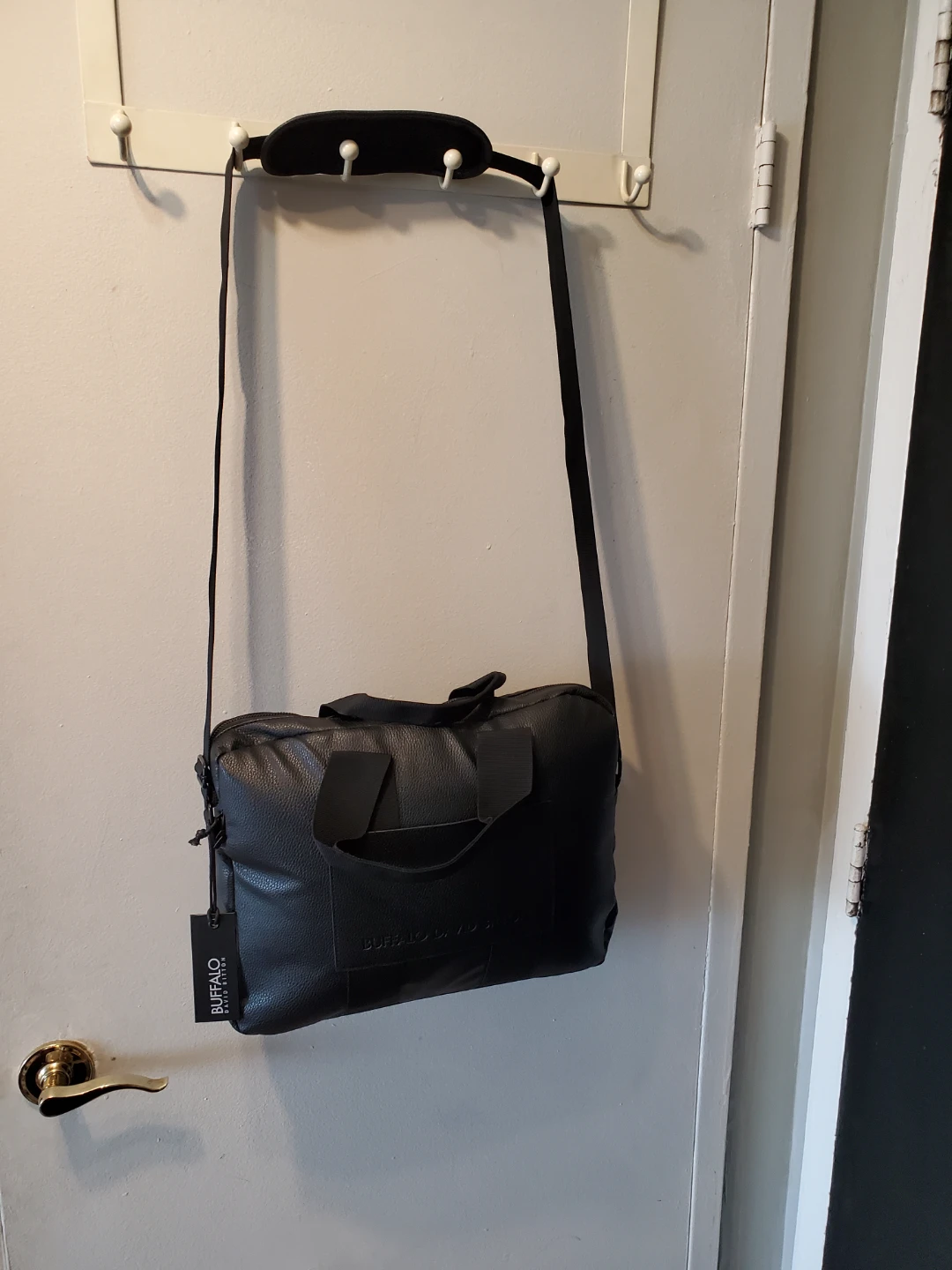 Buffalo David Bitton Leather  Crossbody Bag Brand New