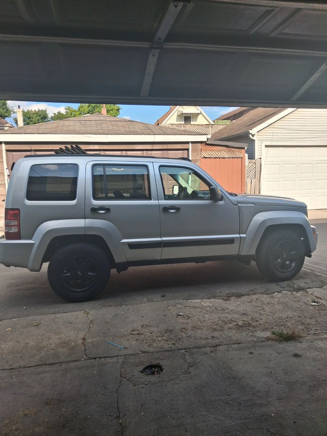 For sale: spectacular 2010 Jeep Liberty Sport. 4x4 - photo 5