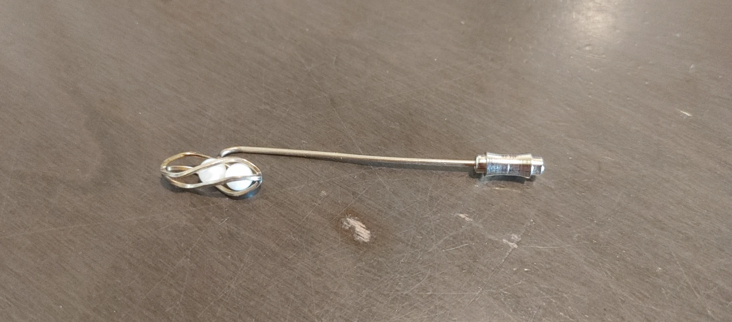 Vintage Stick Pin with Pearls