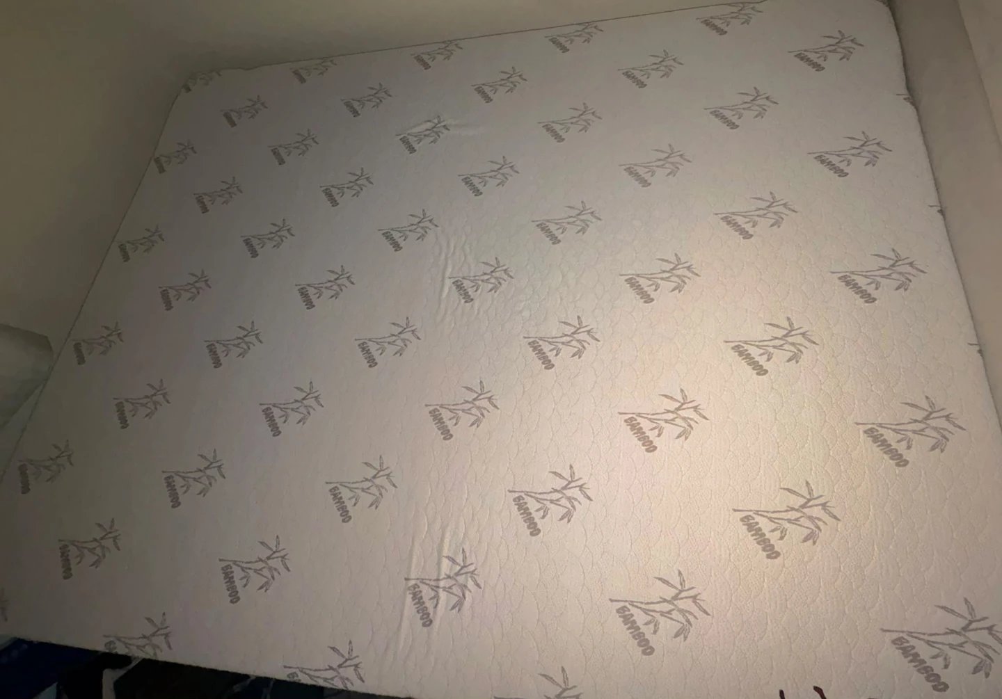LIKE-NEW FURNITURE FOR SALE – Queen Bed Set + Glass Dining Table - photo 5