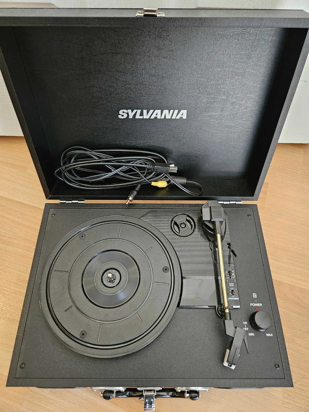 Sylvania Turntable Record Player