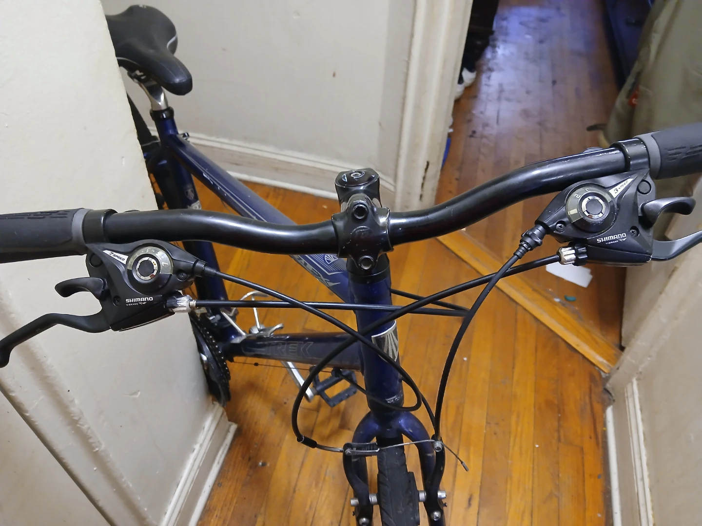 Trek Blue Hybrid Bike - photo 2