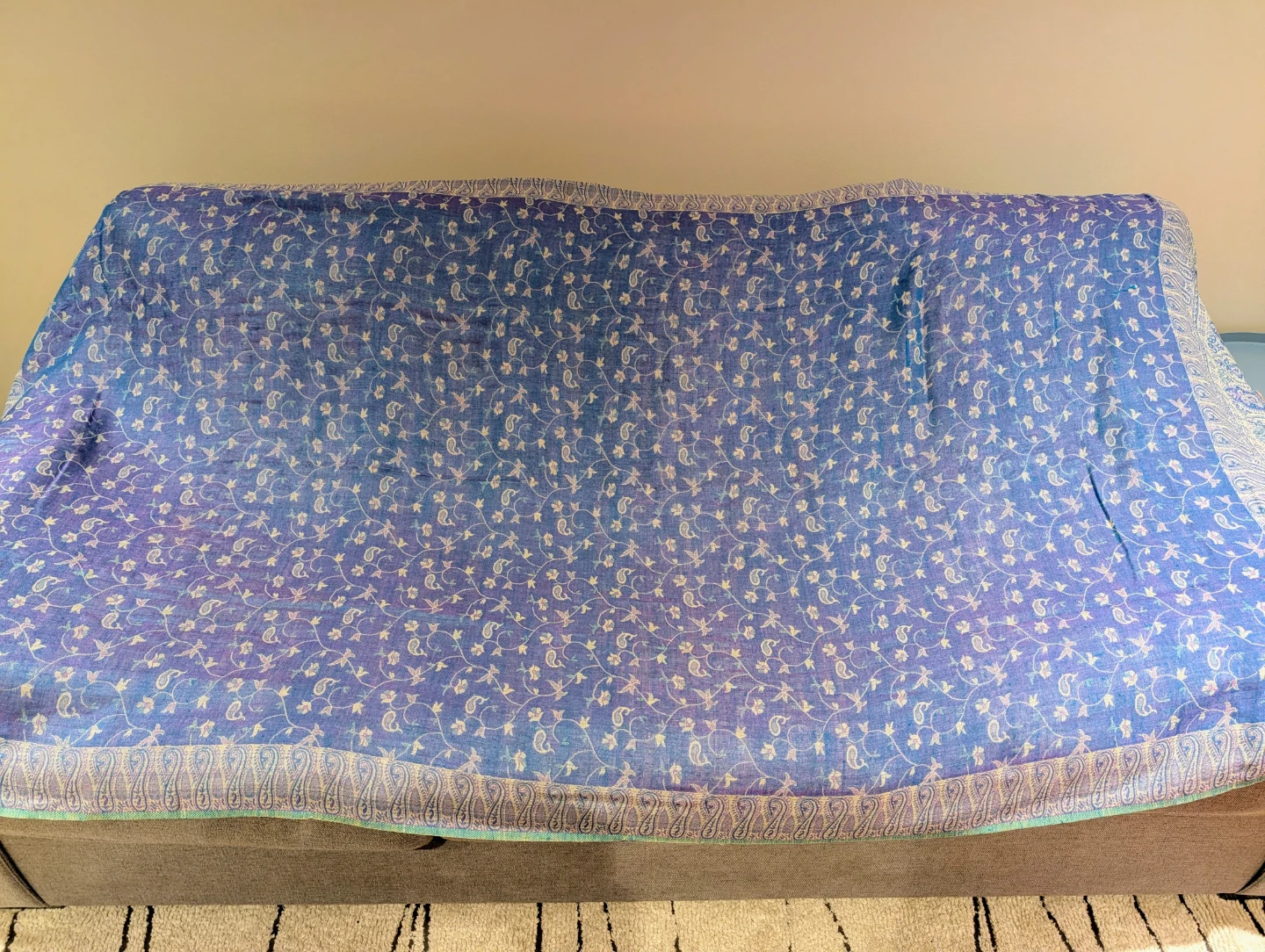 Pashmina and Kashmiri Shawls - photo 4