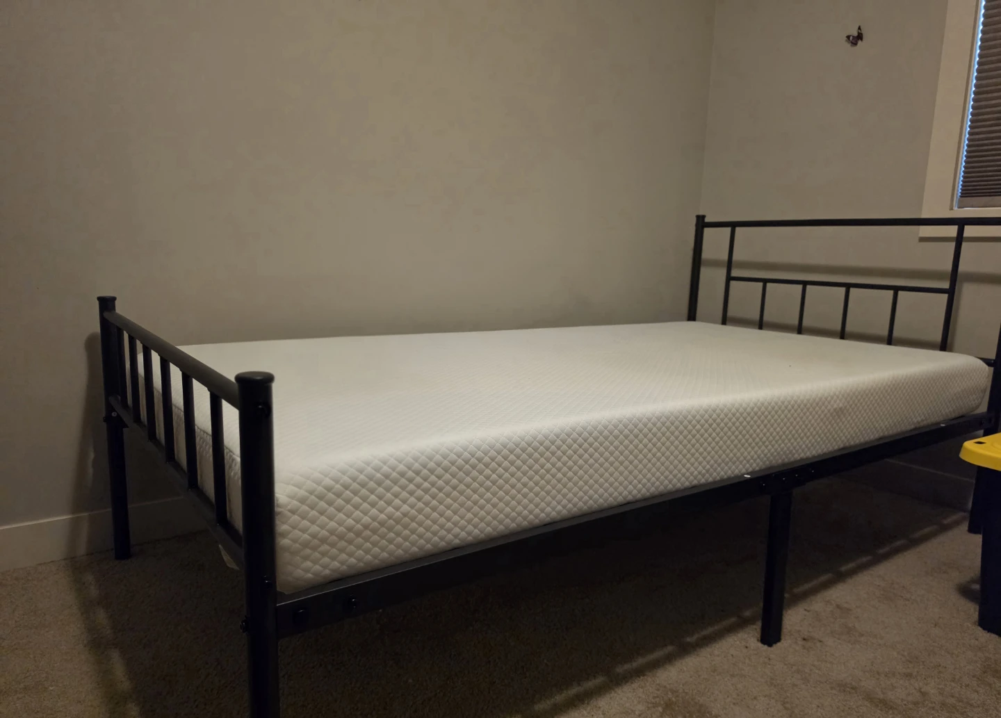 Metal Bed Frame with Mattress