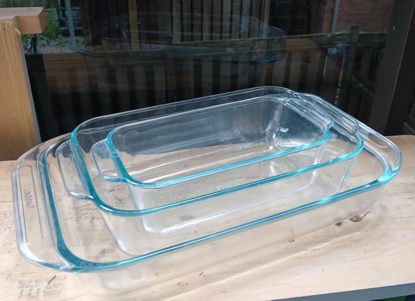 Pyrex Glass Baking Dishes - Set of 3