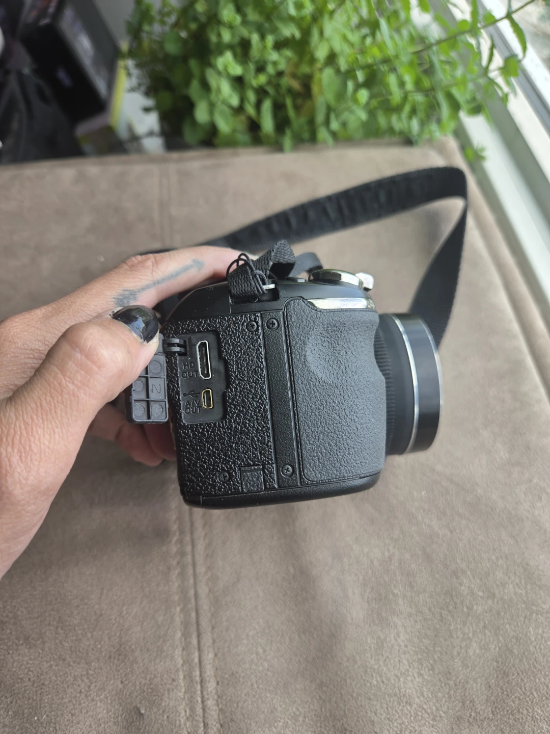 Fujifilm FinePix 26x Zoom Camera - photo 3