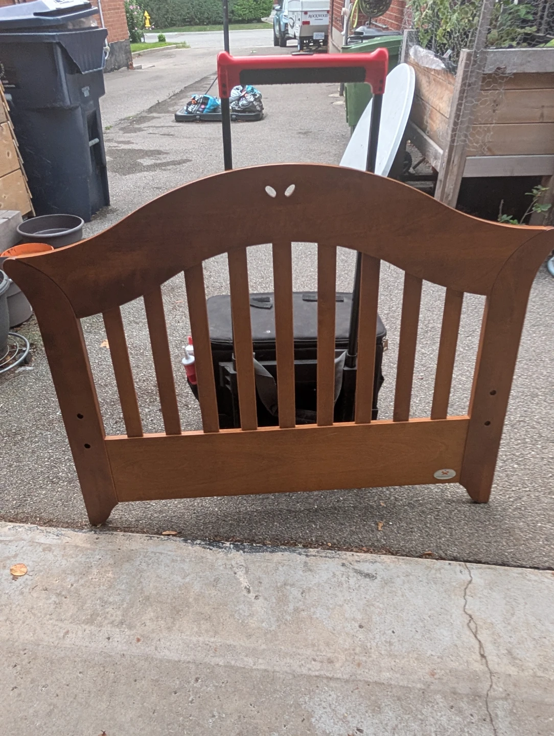Twin bed