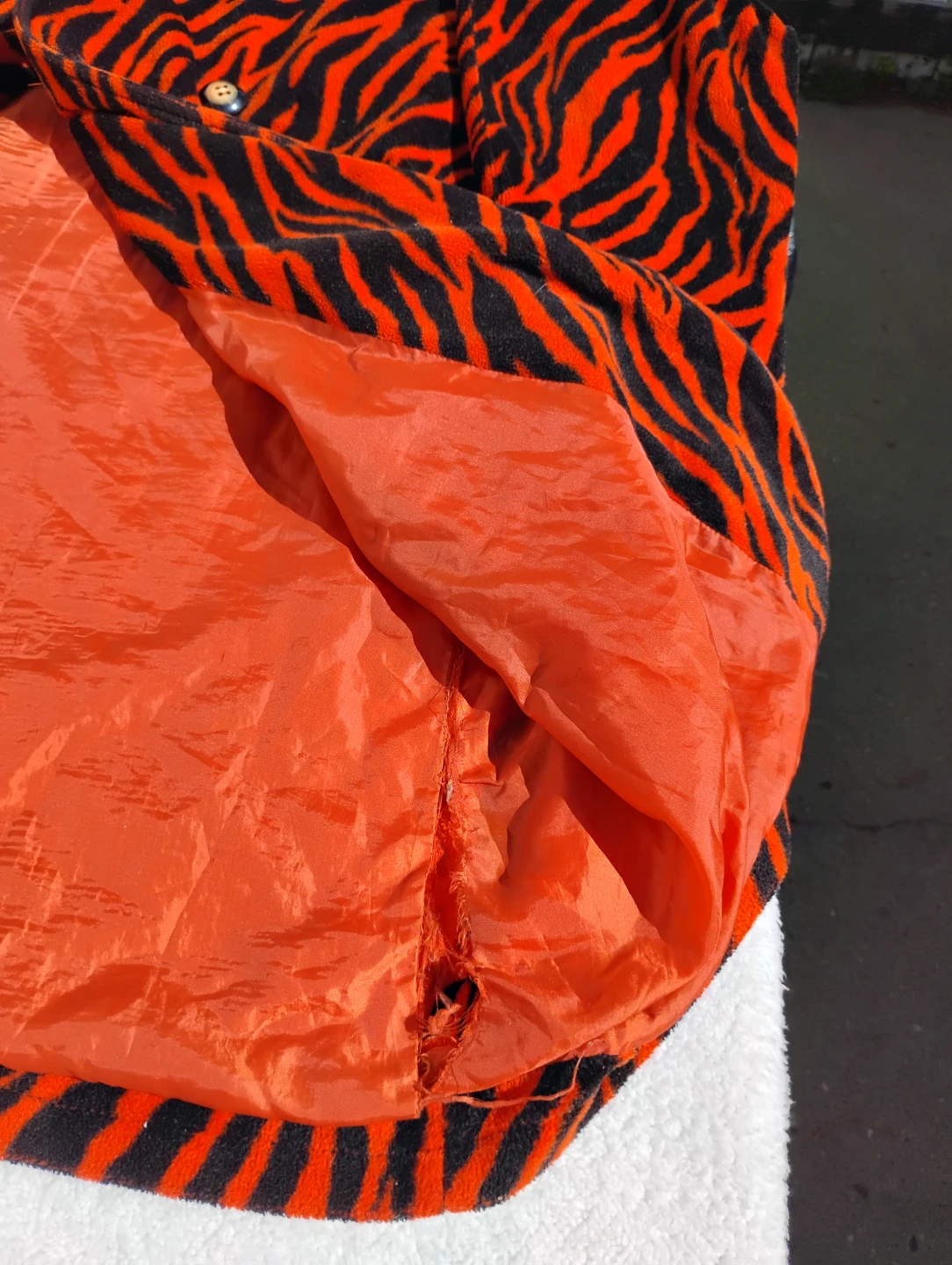 Orange and black zebra print trench coat - photo 3